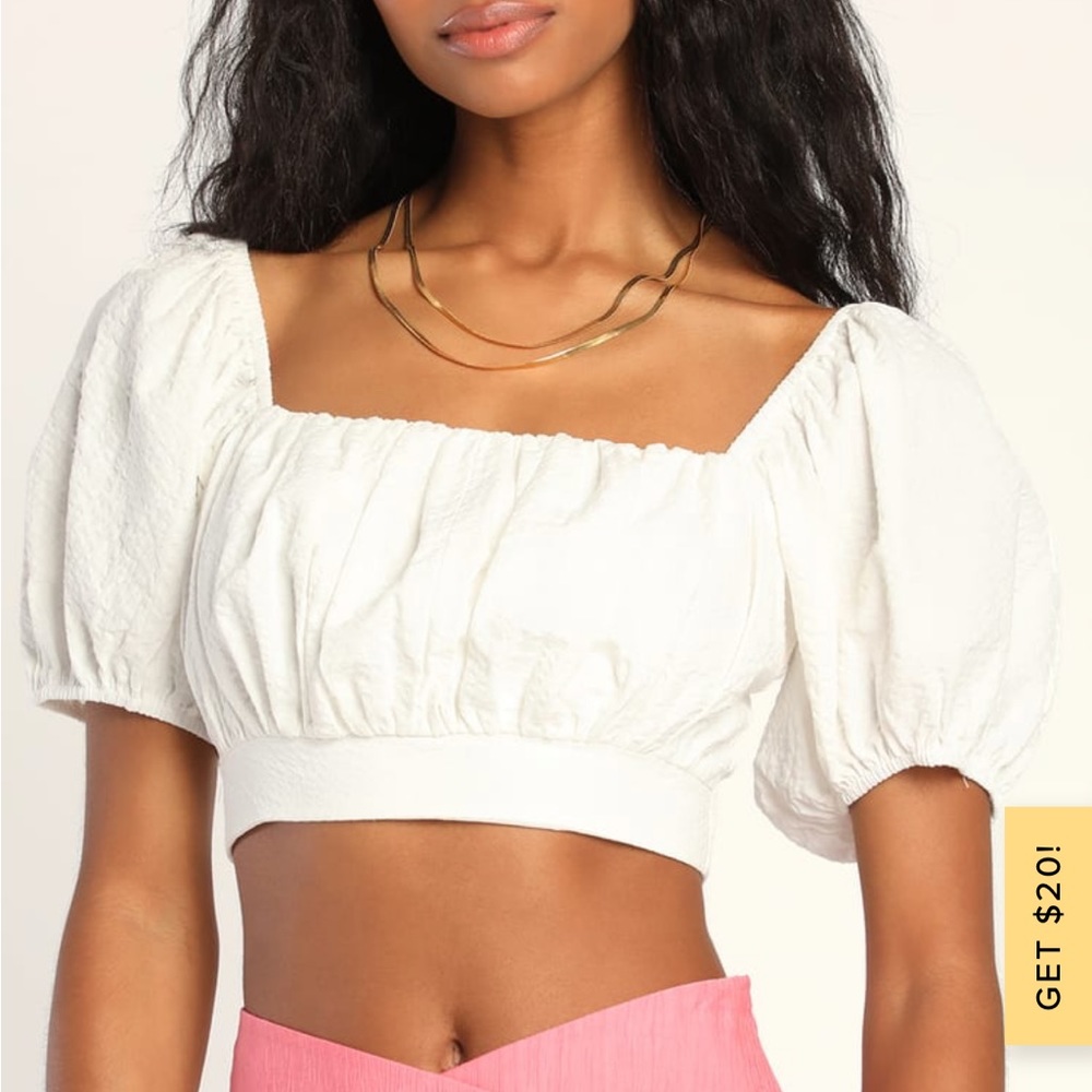 Lulu’s Rouched Crop Top